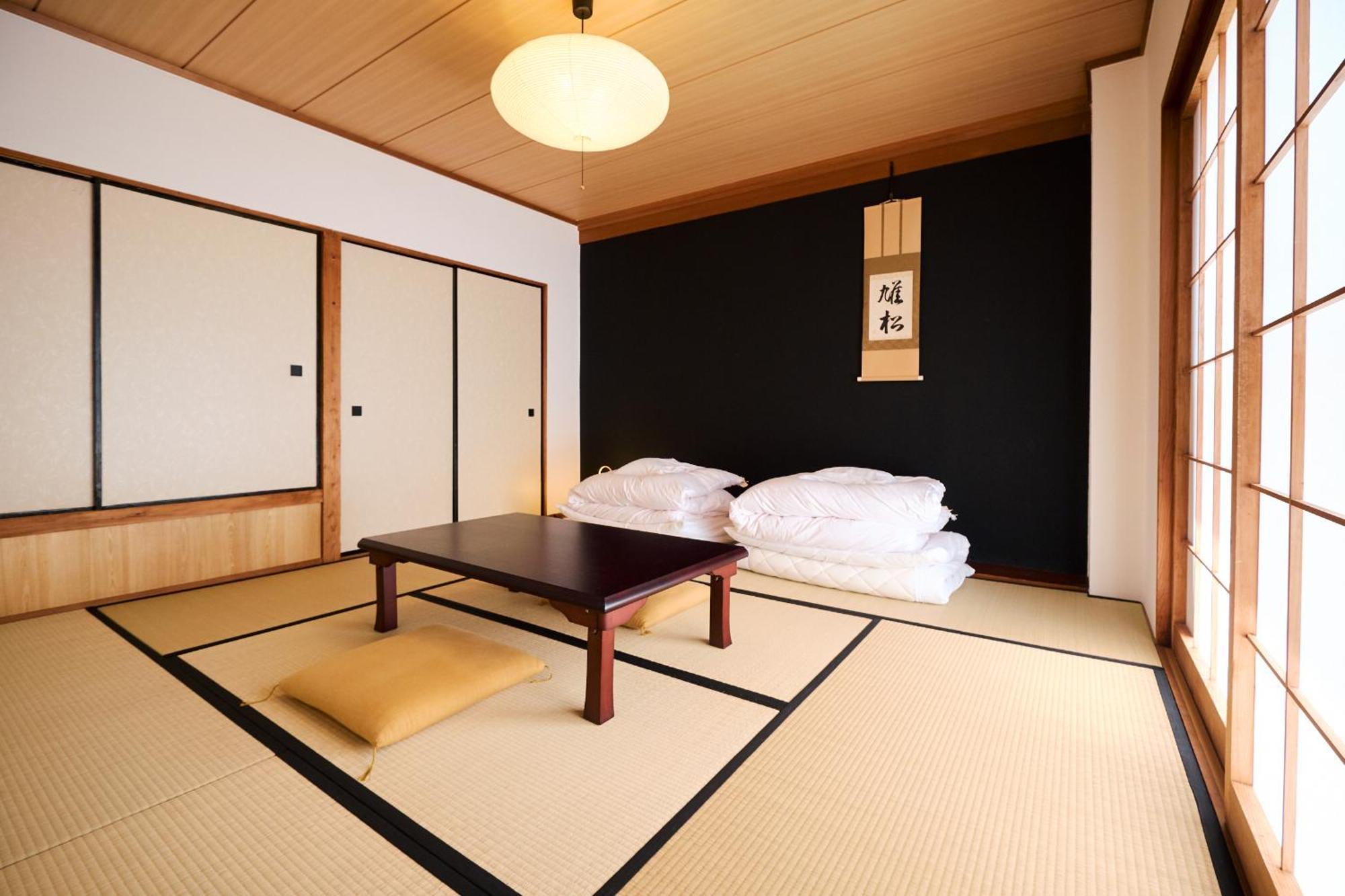 J-Hoppers Lake Biwa Guesthouse Ōtsu Bilik gambar