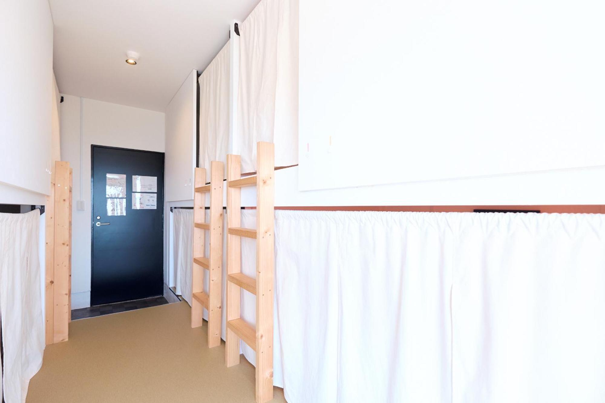 J-Hoppers Lake Biwa Guesthouse Ōtsu Bilik gambar